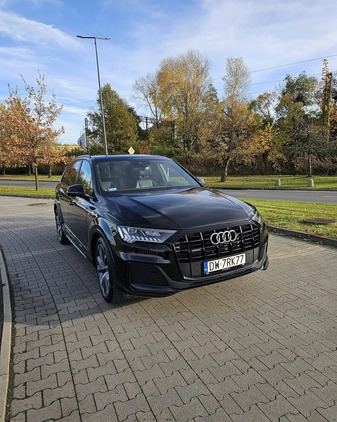 Audi Q7 cena 235900 przebieg: 58000, rok produkcji 2021 z Wrocław małe 379